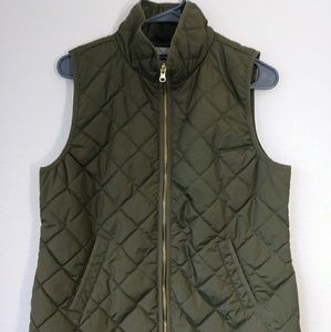 Old Navy quilted vest used